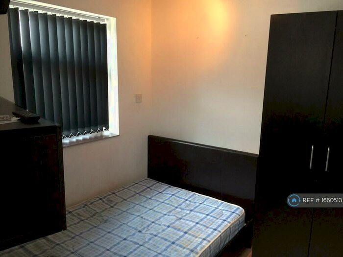 Studio To Rent In Brays Lane, Coventry, CV2