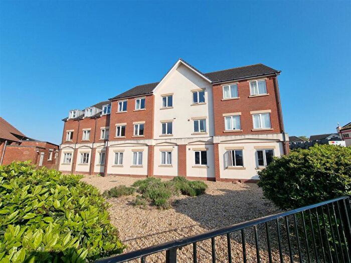 3 Bedroom Flat For Sale In Forton Road, Gosport, PO12