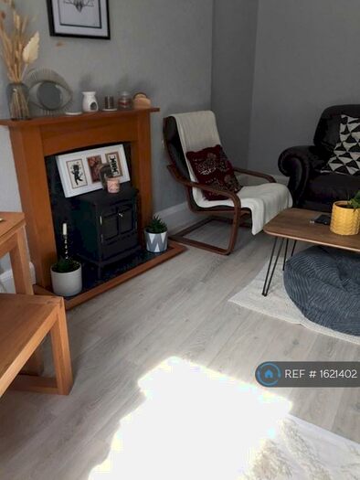 2 Bedroom Flat To Rent In Steels Place, Edinburgh, EH10