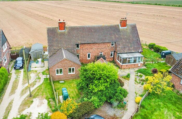 3 Bedroom Semi-Detached House For Sale In Dovecote Farm, Wainfleet St Mary, PE24