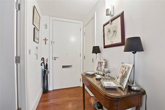 1 Bedroom Flat To Rent In Weymouth Street, London, W1W