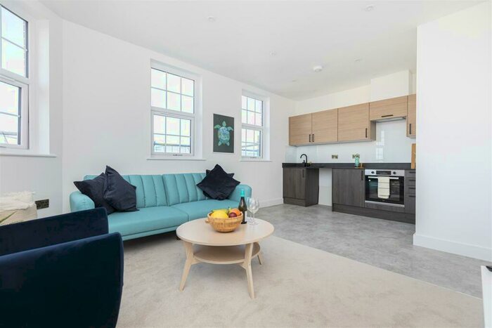 1 Bedroom Flat To Rent In Christchurch Road, Bournemouth, BH7