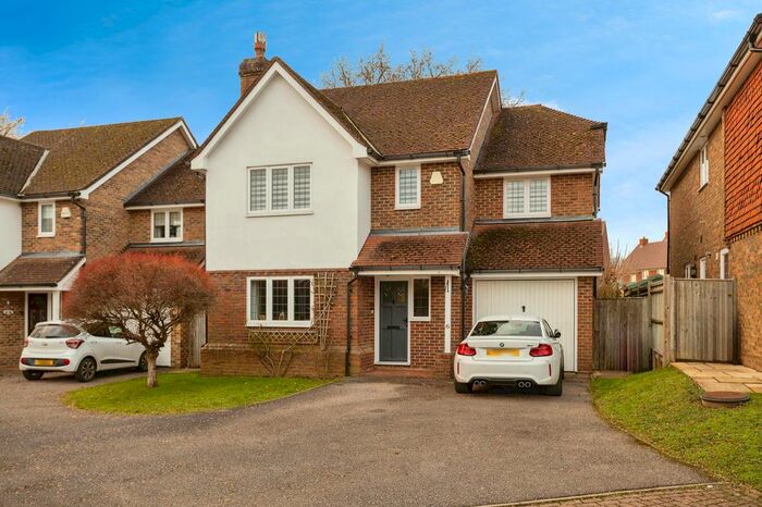 4 Bedroom Detached House For Sale In Steellands Rise, Ticehurst, Wadhurst, East Sussex, TN5