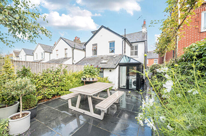 3 Bedroom End Of Terrace House For Sale In Rack Close Road, Alton, Hampshire, GU34