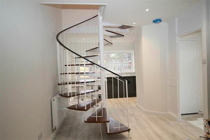 1 Bedroom End Of Terrace House To Rent In Cedar House, North Street, Carshalton SM5