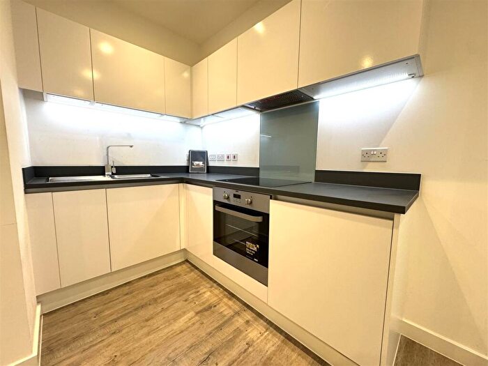 1 Bedroom Flat To Rent In Kings Road, Reading, RG1
