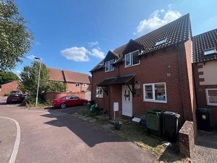 2 Bedroom Property To Rent In Teal Close, Bristol, BS32