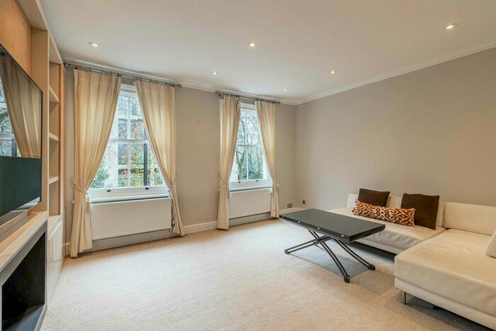 2 Bedroom Flat To Rent In Grosvenor Road, Pimlico, SW1V