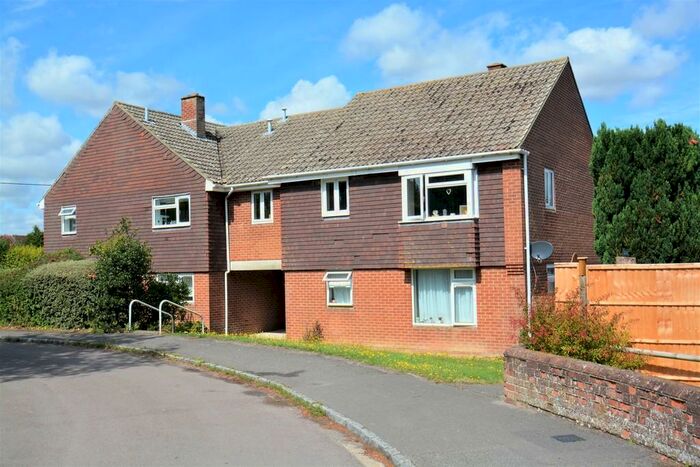 2 Bedroom Apartment To Rent In Hill Piece, Chilton, OX11
