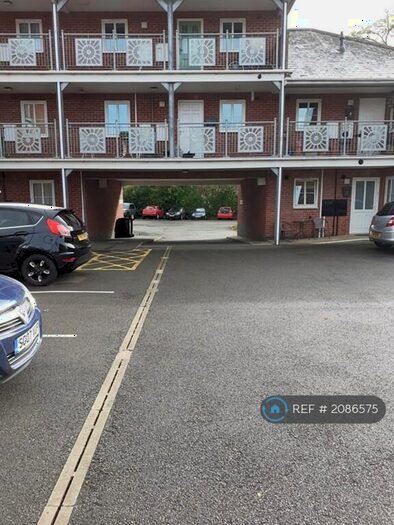 2 Bedroom Flat To Rent In Riverdale Close, Syston, Leicester, LE7