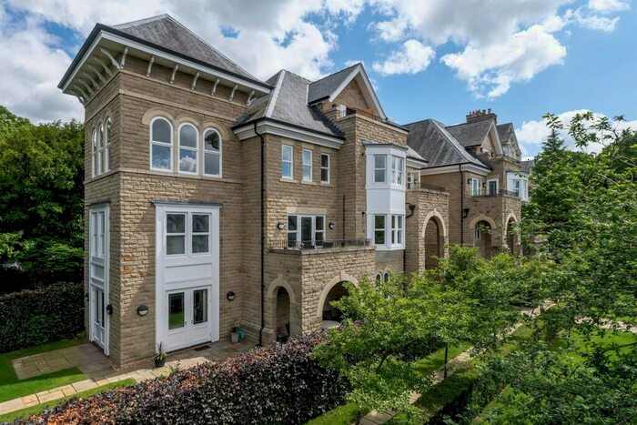 3 Bedroom Apartment For Sale In Kingburys House, St. Hilarys Park, Alderley Edge, SK9