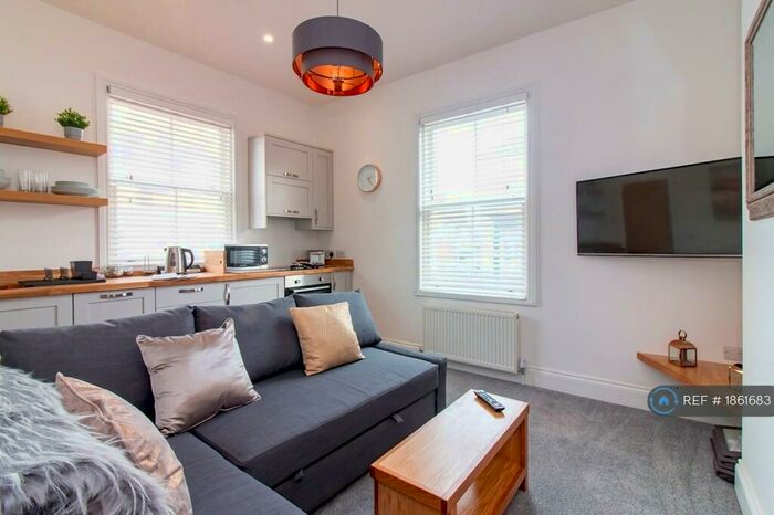 1 Bedroom Flat To Rent In Harvey Street, Folkestone, CT20