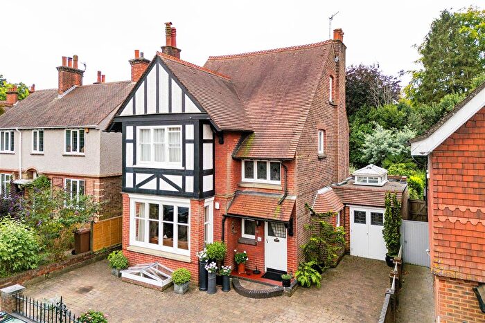 5 Bedroom Detached House For Sale In Deerings Road, Reigate, RH2