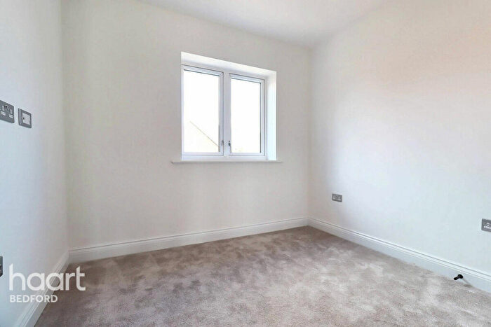 3 Bedroom Detached Bungalow For Sale In The Stratford, Bromham, MK43