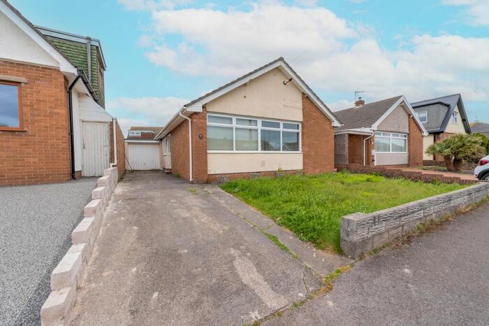 3 Bedroom Detached Bungalow For Sale In St. Brides Close, Nottage, Porthcawl, CF36