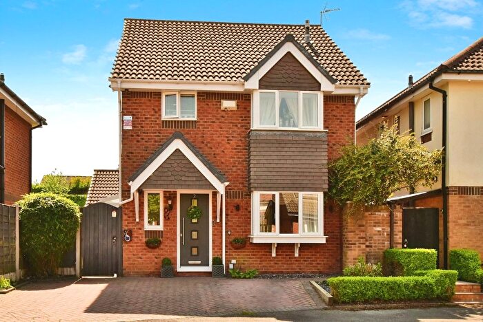 3 Bedroom Detached House For Sale In Ayshford Close, Altrincham, WA14
