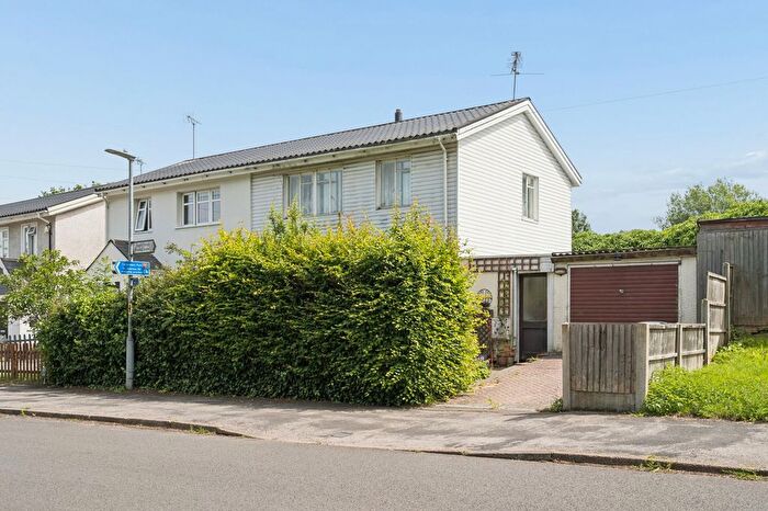 3 Bedroom Semi-detached House For Sale In Northwick Road, South Oxhey, WD19