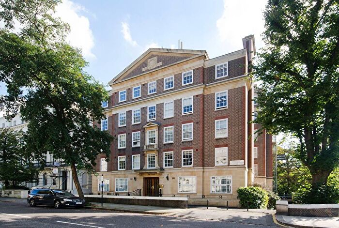 1 Bedroom Flat To Rent In The Lodge, Notting Hill, London, W11