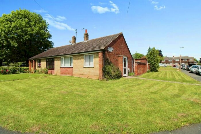 2 Bedroom Bungalow For Sale In Hill Crescent, Stretton On Dunsmore, Rugby, CV23