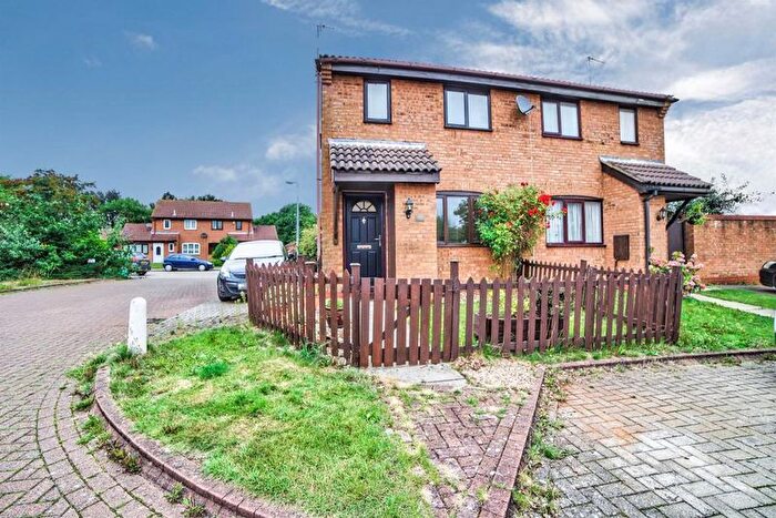 1 Bedroom Property For Sale In Johnson Close, Marston Moretaine, MK43