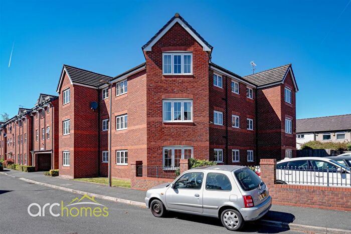 2 Bedroom Flat For Sale In Brentwood Grove, Leigh, WN7