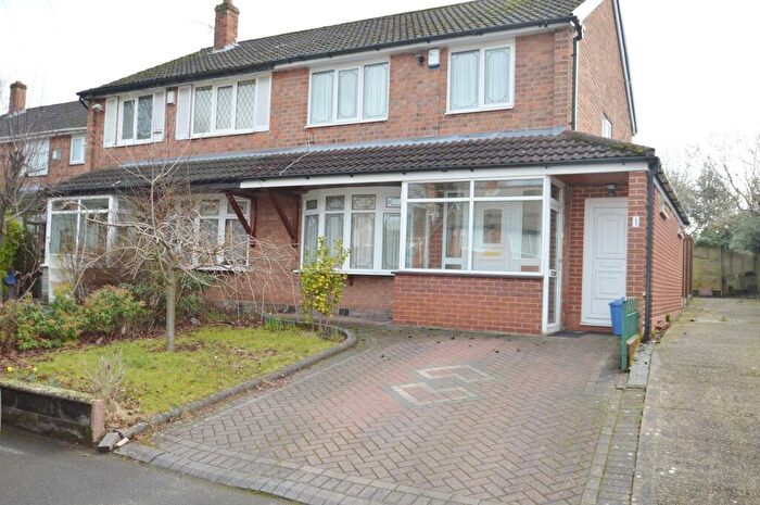 3 Bedroom House To Rent In Lepid Grove, Birmingham, B29