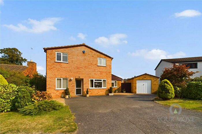 4 Bedroom Detached House For Sale In Hillside Crescent, Nether Heyford, Northampton, NN7