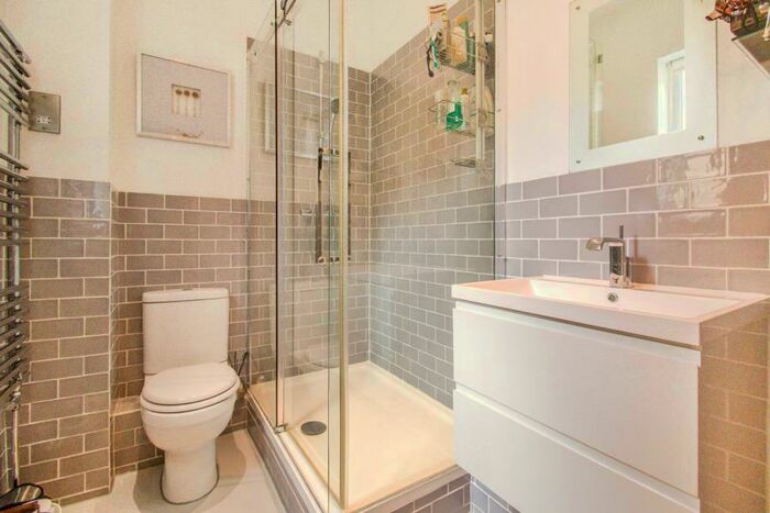 2 Bedroom Terraced House For Sale In Albert Mews Limehouse, E14