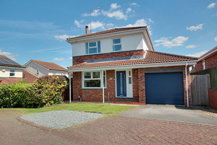 4 Bedroom Detached House For Sale In Canada Drive, Cherry Burton, Beverley, HU17
