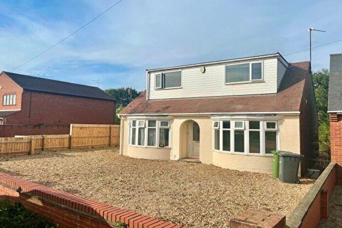 3 Bedroom Detached Bungalow To Rent In Farcet, Peterborough, PE7