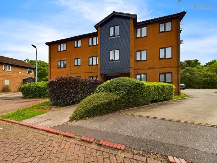 1 Bedroom Flat For Sale In Hadrians Court, Peterborough, PE2