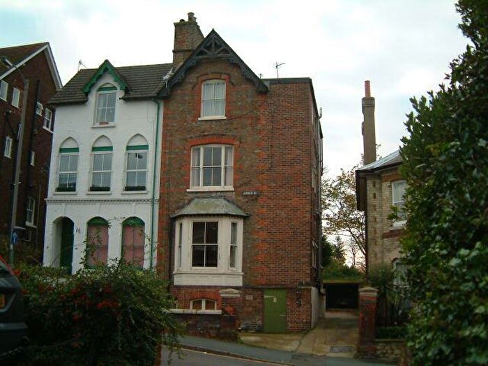1 Bedroom Flat To Rent In Jenner Road, Guildford, GU1