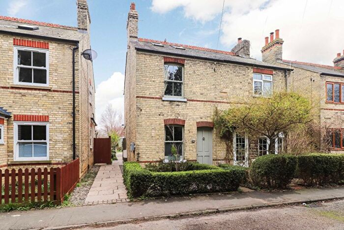 3 Bedroom Semi Detached House For Sale In Mill Lane, Impington, Cambridge, CB24