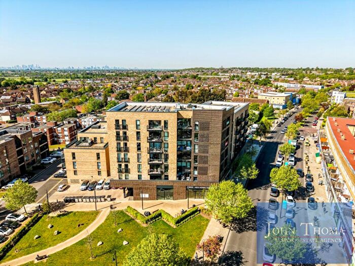 2 Bedroom Apartment For Sale In Manford Way, Chigwell, IG7