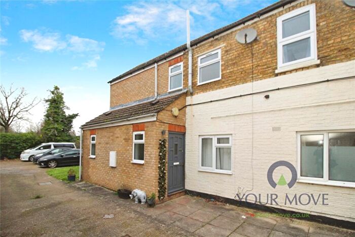 2 Bedroom Flat For Sale In Clarendon Street, Bedford, Bedfordshire, MK41
