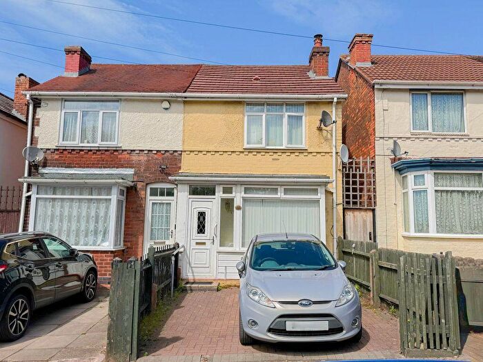 3 Bedroom Semi-Detached House For Sale In Reservoir Road, Birmingham, B23
