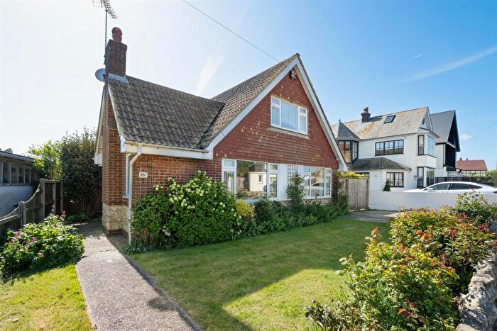 4 Bedroom Detached House For Sale In Bennells Avenue, Tankerton, Whitstable, CT5