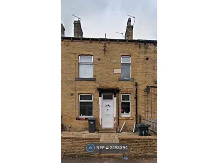 2 Bedroom Terraced House To Rent In Livingstone Street, Halifax, HX3