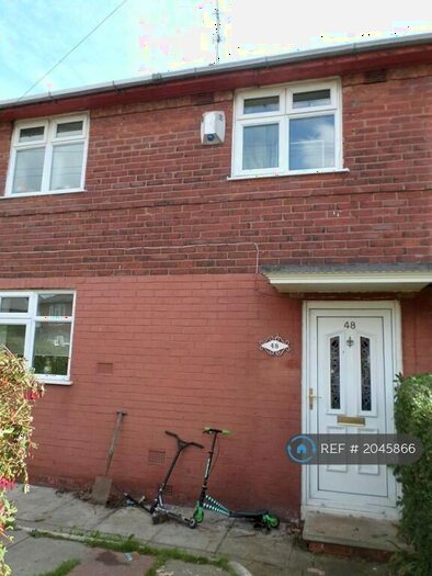 3 Bedroom Semi-Detached House To Rent In Yewlands Avenue, Manchester, M9