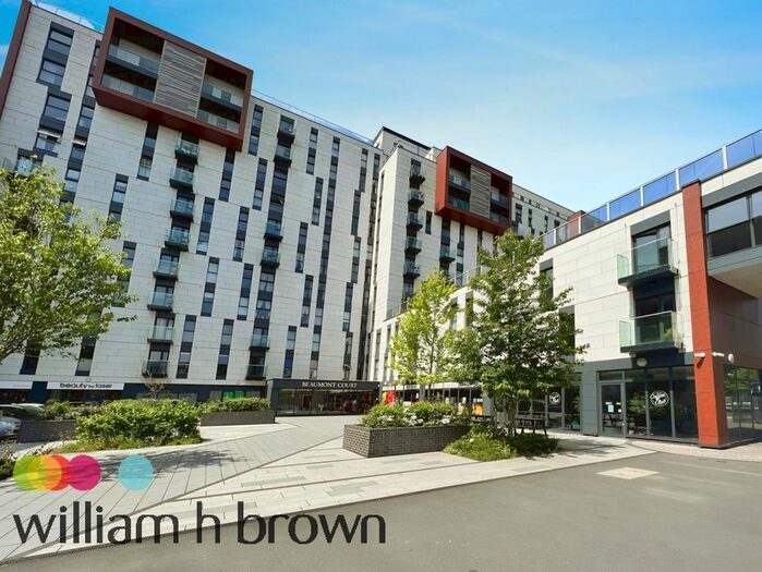 2 Bedroom Flat To Rent In Victoria Avenue, Southend-On-Sea, SS2