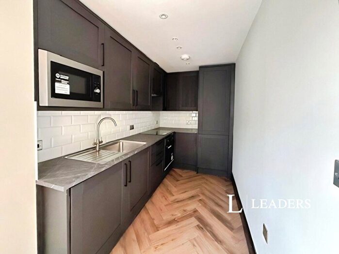 1 Bedroom Flat To Rent In Bartholomews, Brighton, East Sussex, BN1