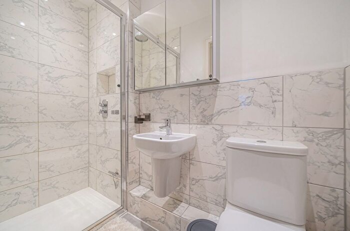 3 Bedroom Semi-Detached House For Sale In Woking, Surrey, GU22