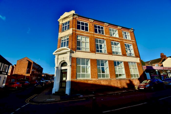 1 Bedroom Flat To Rent In Artizan Road, Abington, Northampton, NN1