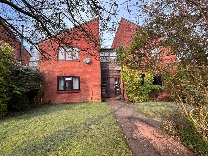 1 Bedroom Flat To Rent In Rangeworthy Close, Redditch, Worcestershire, B97