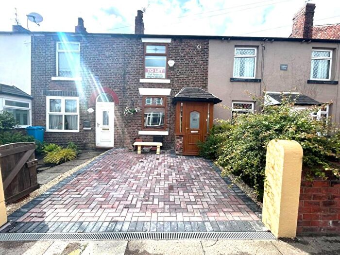 2 Bedroom Cottage To Rent In Ashton Road East, Failsworth, Manchester, M35