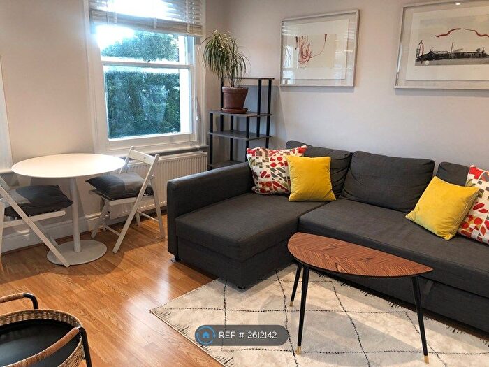 2 Bedroom Flat To Rent In Windsor Road, London, W5