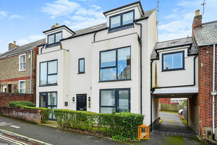 1 Bedroom Flat To Rent In Crescent Road, OX4