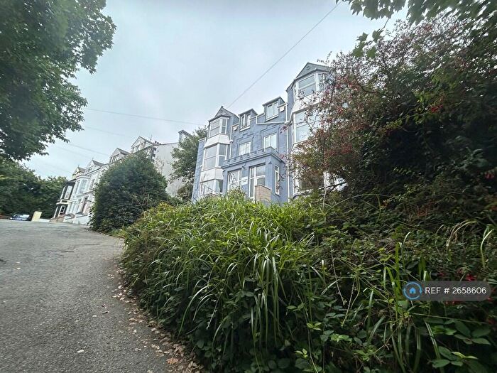 1 Bedroom Flat To Rent In Port View House, Holyhead, LL65