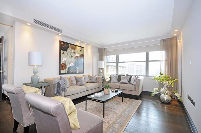 3 Bedroom Flat To Rent In St. Johns Wood Park St. John's Wood, NW8