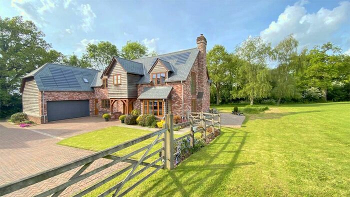 4 Bedroom Detached House For Sale In Aylesbeare, Devon, EX5